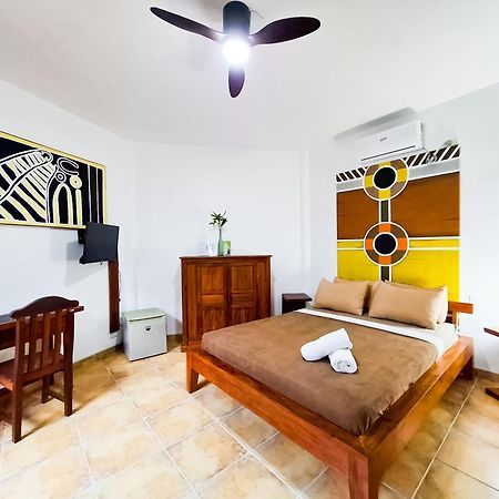 Aissatou Beach Resort Balabag  Zewnętrze zdjęcie
