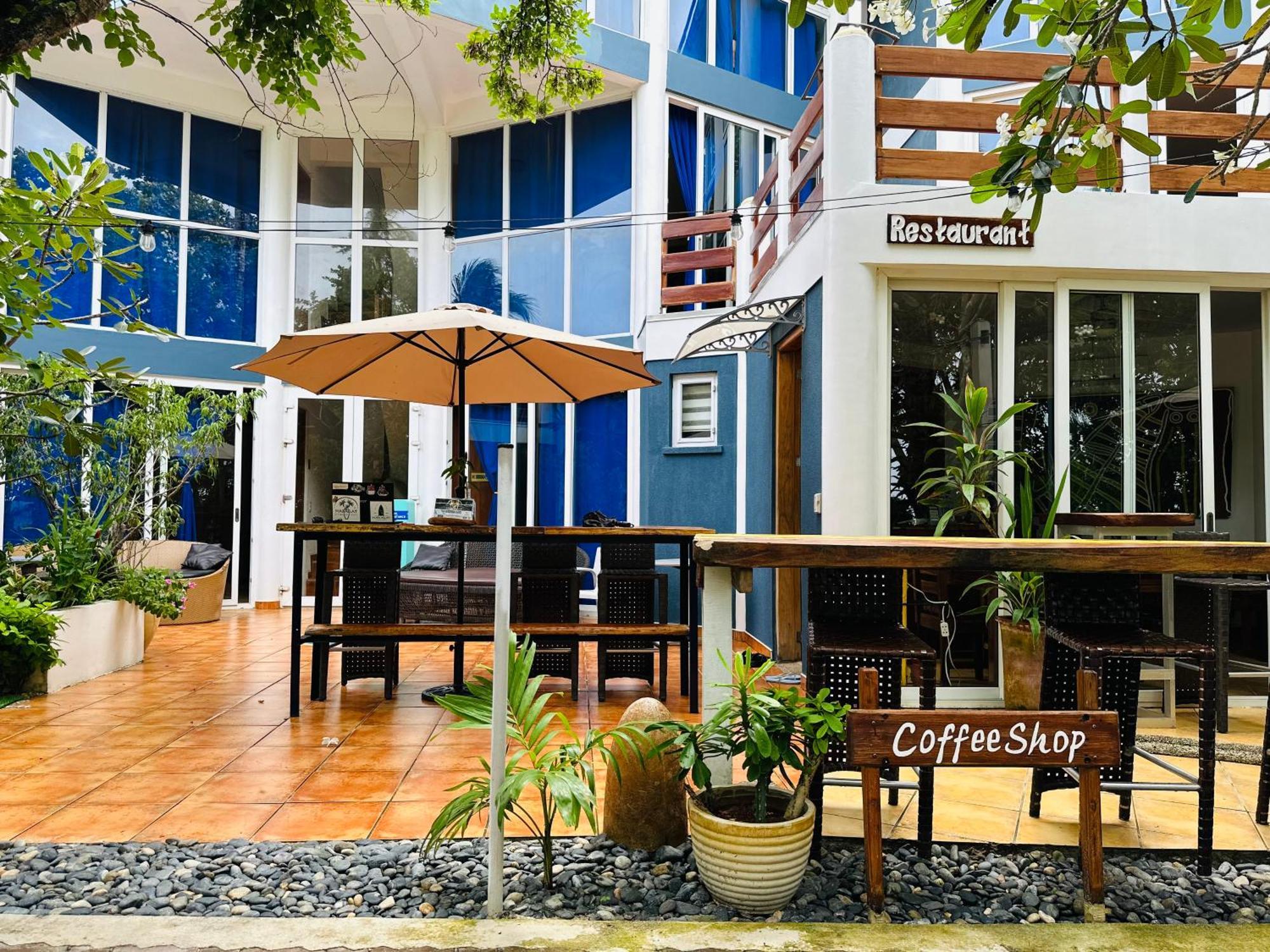 Aissatou Beach Resort Balabag  Zewnętrze zdjęcie