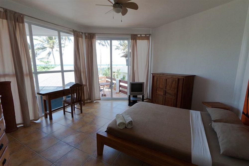 Aissatou Beach Resort Balabag  Zewnętrze zdjęcie